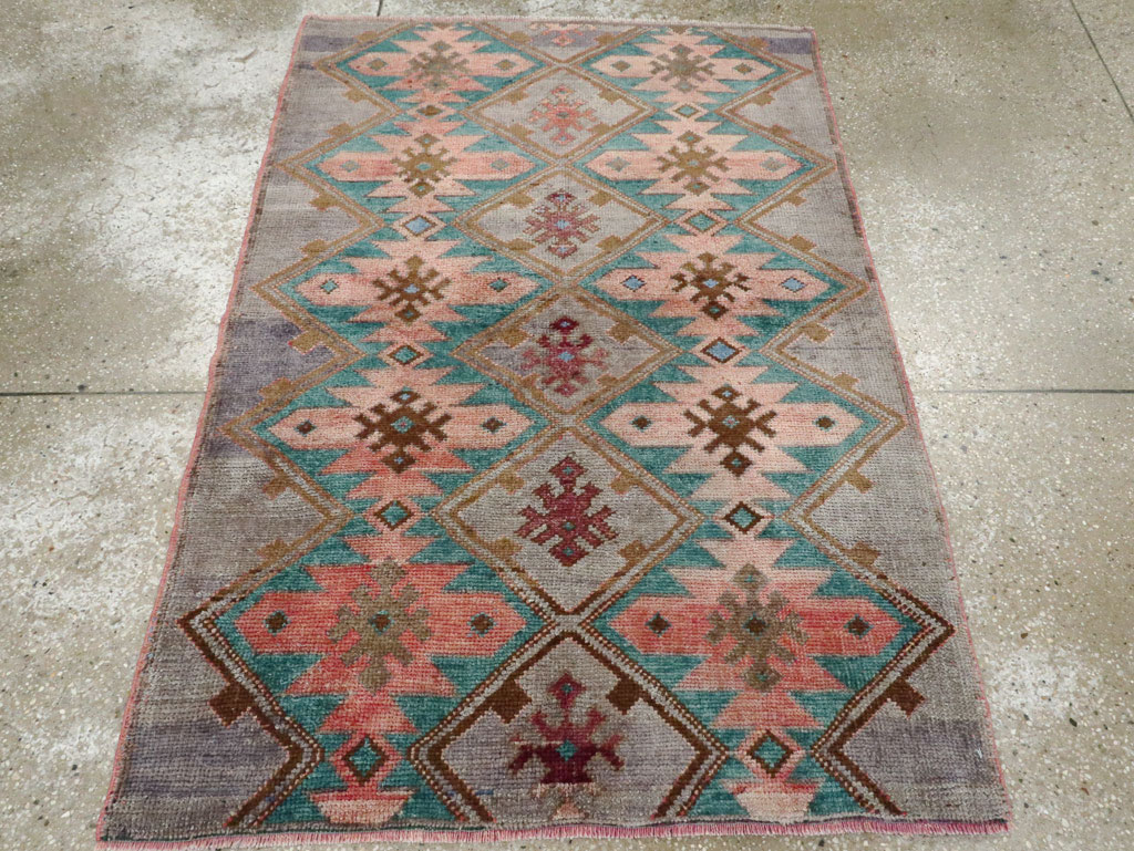 Vintage Anatolian Rug, No.28489 - Gsblank
