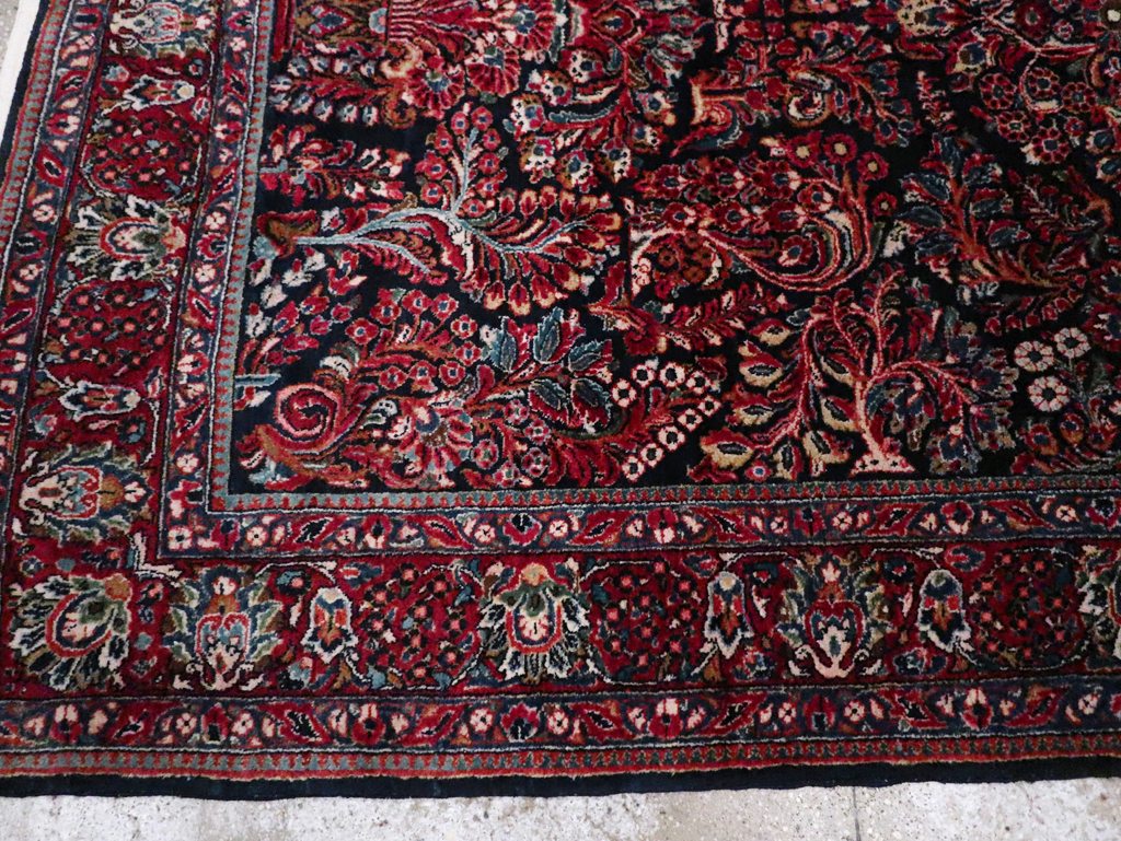 Antique Persian Sarouk Carpet, No.28497 - Gsblank