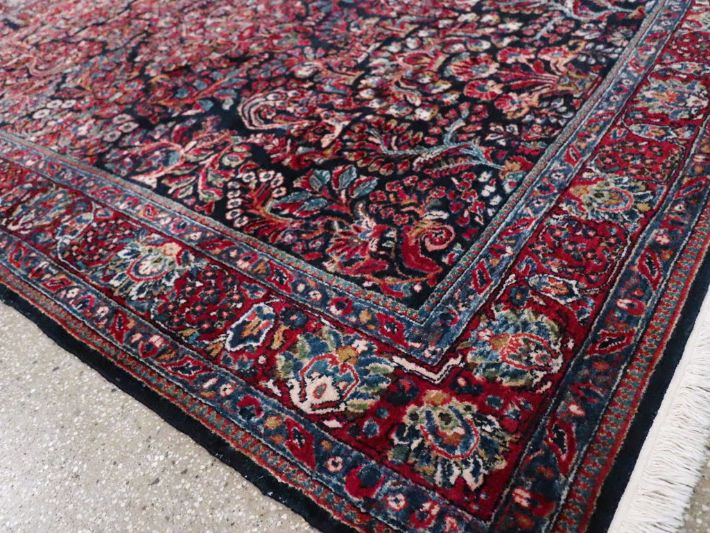 Antique Persian Sarouk Carpet, No.28497 - Gsblank