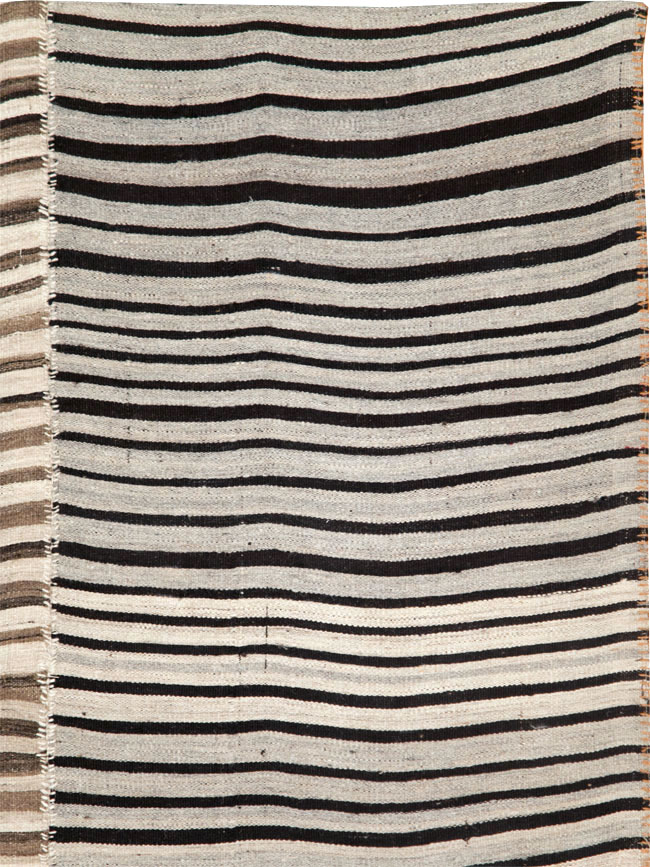 Vintage Persian Flatweave Kilim Square Accent Carpet, No.28507 - Gsblank