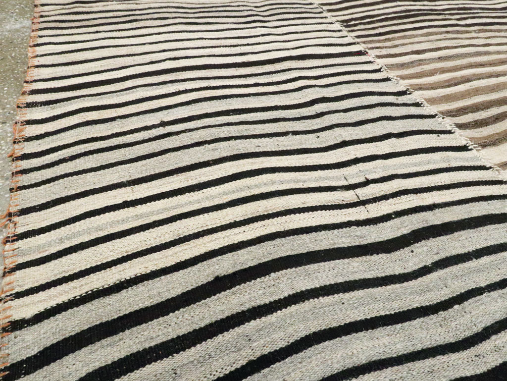 Vintage Persian Flatweave Kilim Square Accent Carpet, No.28507 - Gsblank