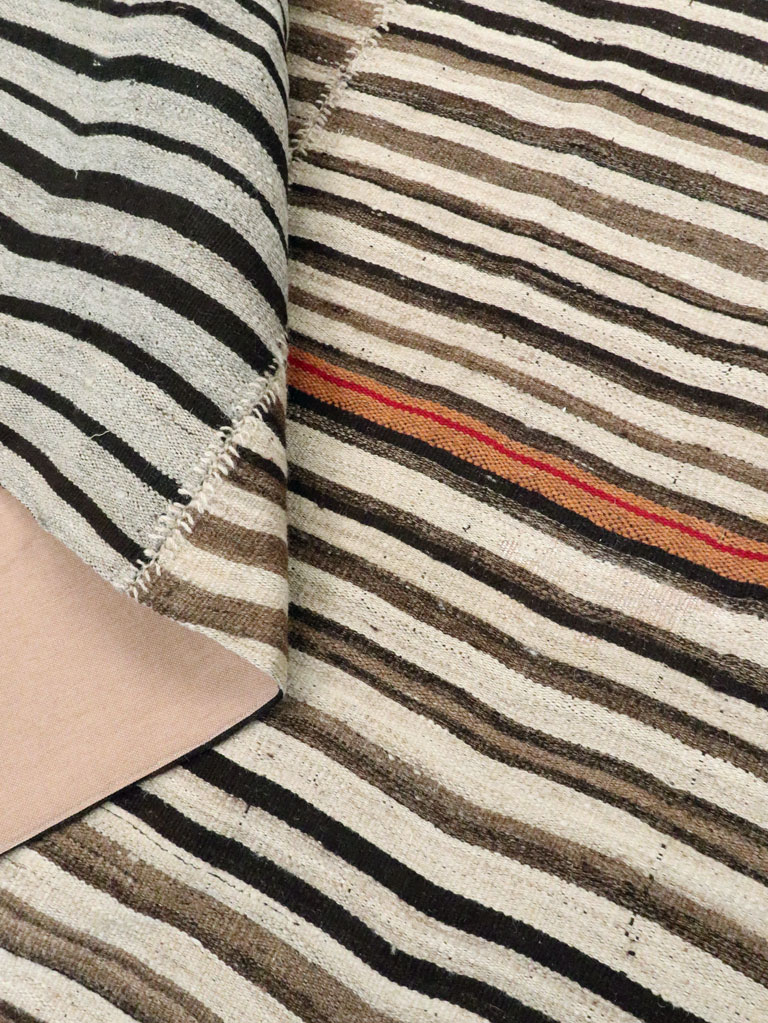 Vintage Persian Flatweave Kilim Square Accent Carpet, No.28507 - Gsblank