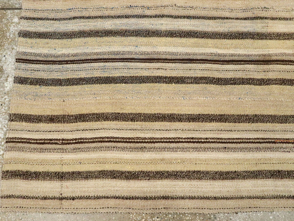 Vintage Persian Flatweave Kilim Accent Rug, No.28511 - Gsblank