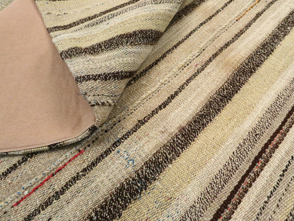 Vintage Persian Flatweave Kilim Accent Rug, No.28511 - Gsblank