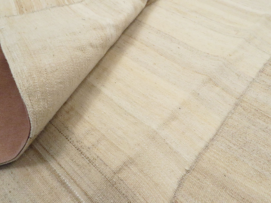 Contemporary Persian Flatweave Kilim Rug, No.28523 - Gsblank