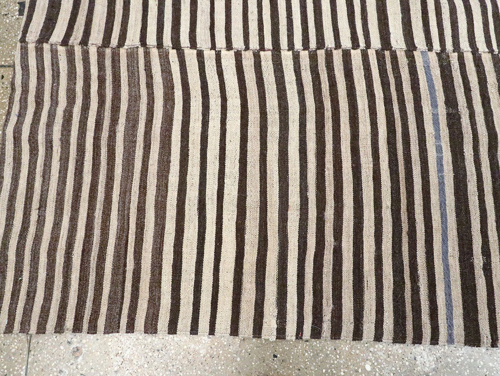 Vintage Persian Flatweave Kilim Accent Rug, No.28543 - Gsblank