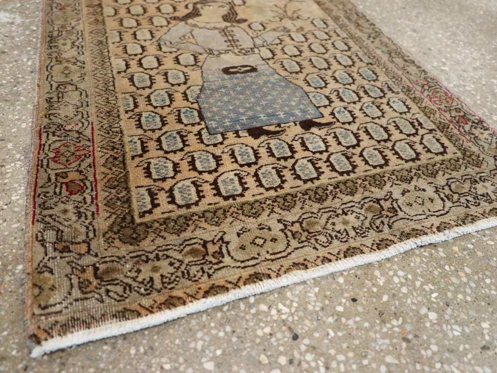 Antique Persian Tabriz Pictorial Rug, No.28553 - Gsblank