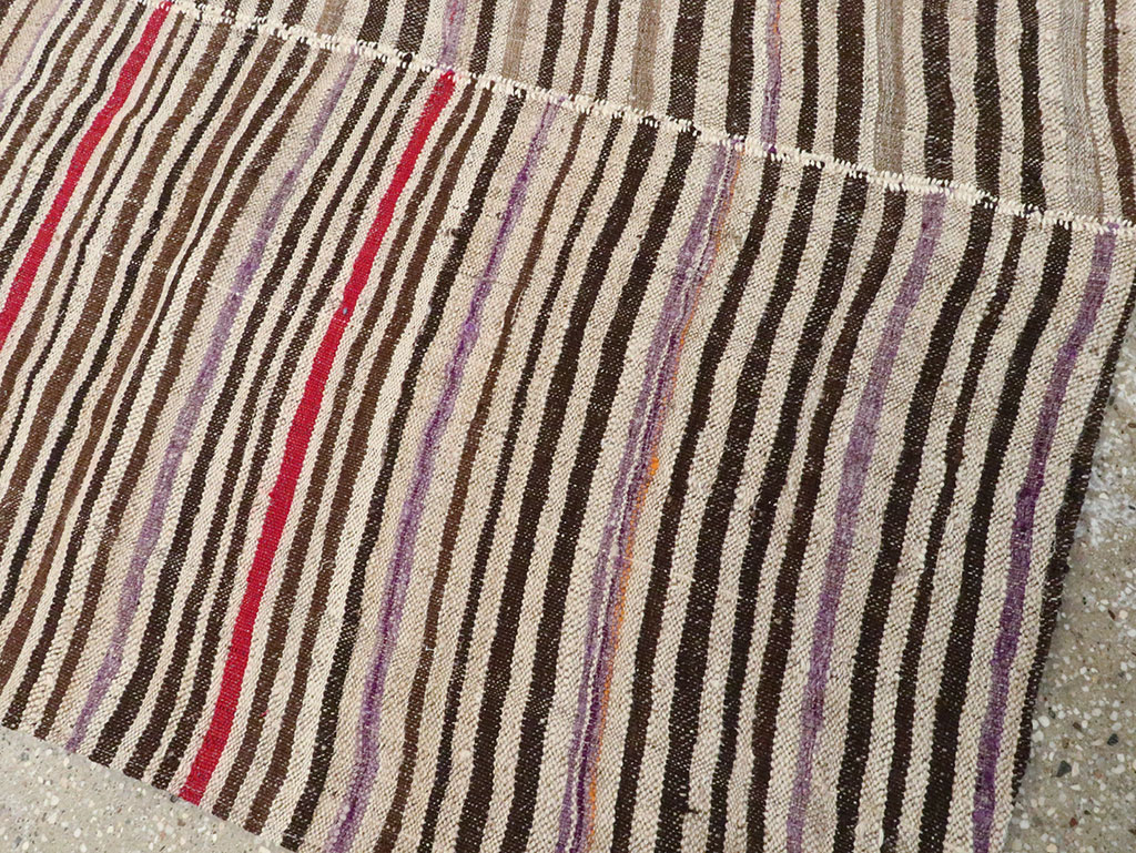 Vintage Persian Flatweave Kilim Accent Rug, No.28556 - Gsblank