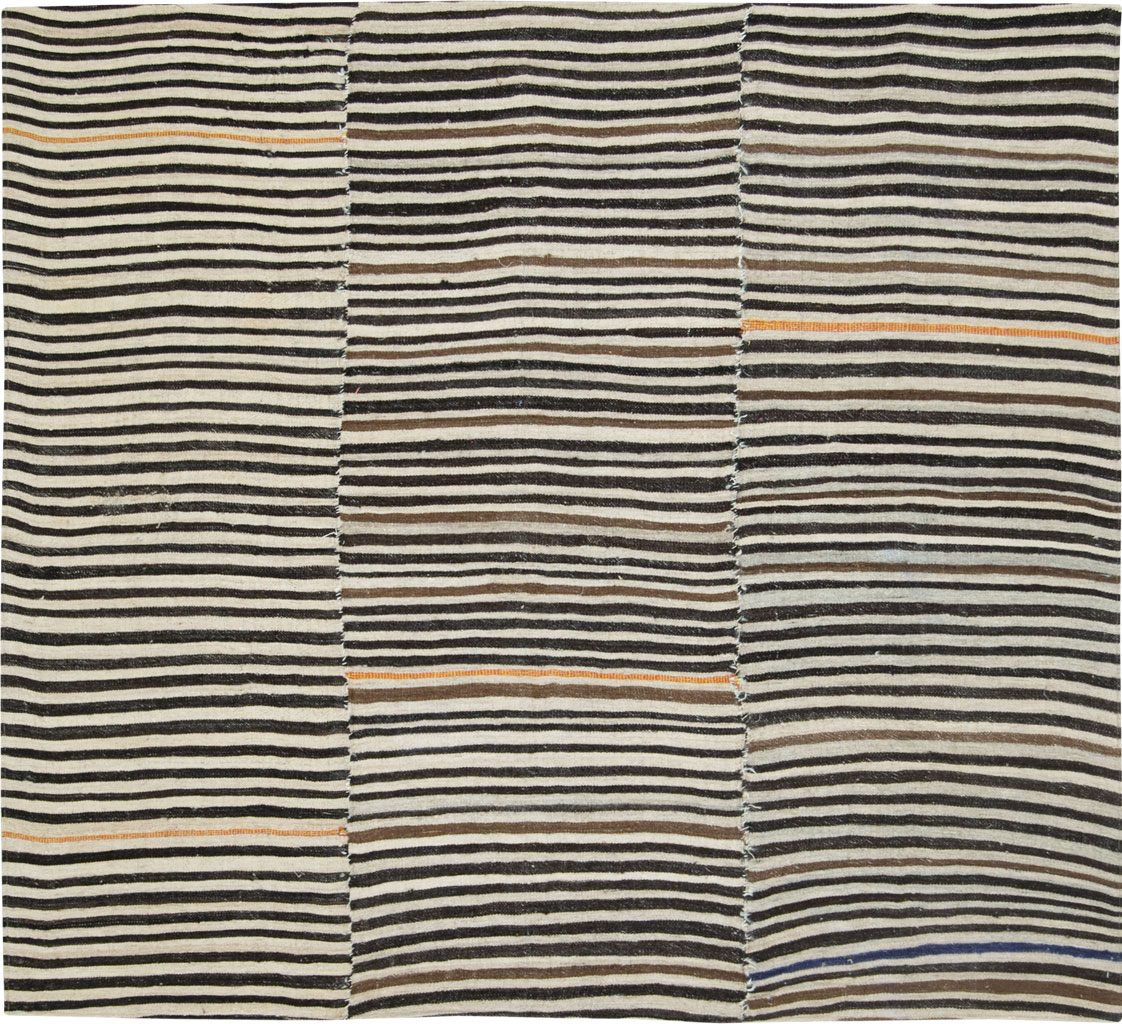 Vintage Persian Flatweave Kilim Square Accent Rug, No.28558 - Gsblank