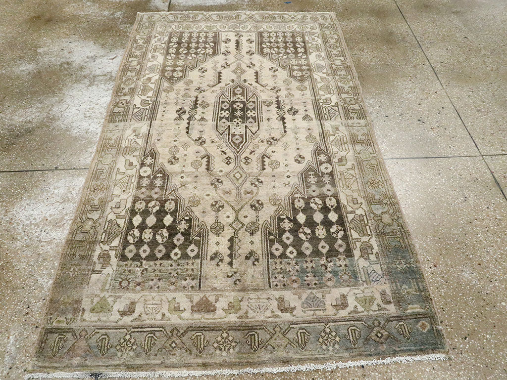 Vintage Persian Malayer Accent Rug, No.28628 - Gsblank