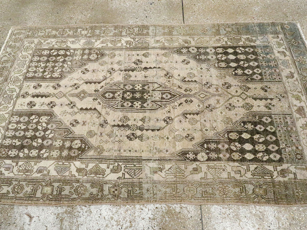 Vintage Persian Malayer Accent Rug, No.28628 - Gsblank