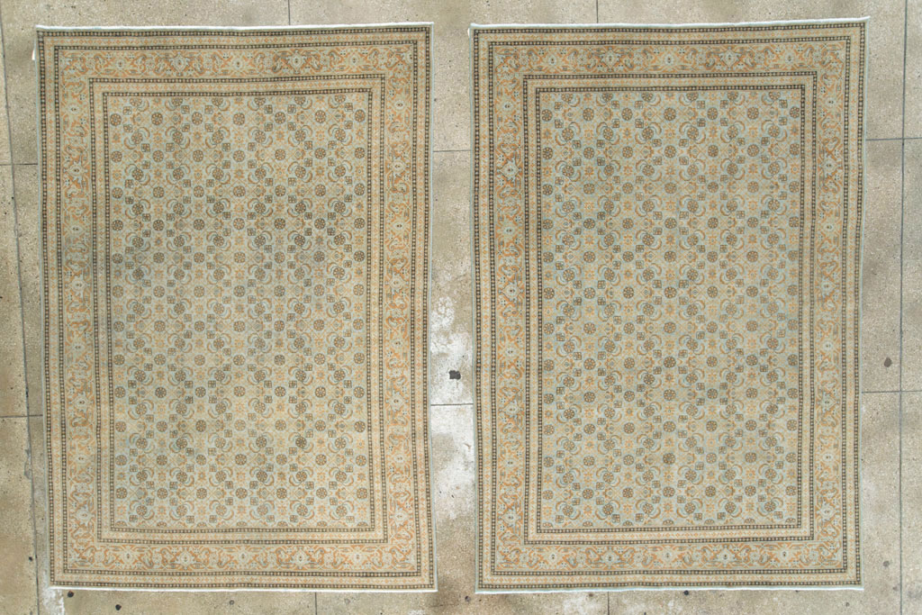 Vintage Persian Tabriz Carpet , No.28742 - Gsblank