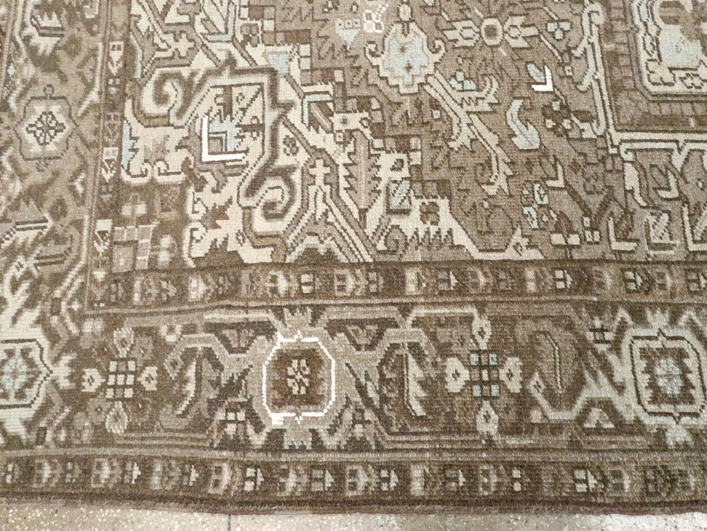 Vintage Persian Heriz Carpet, No.28750 - Gsblank
