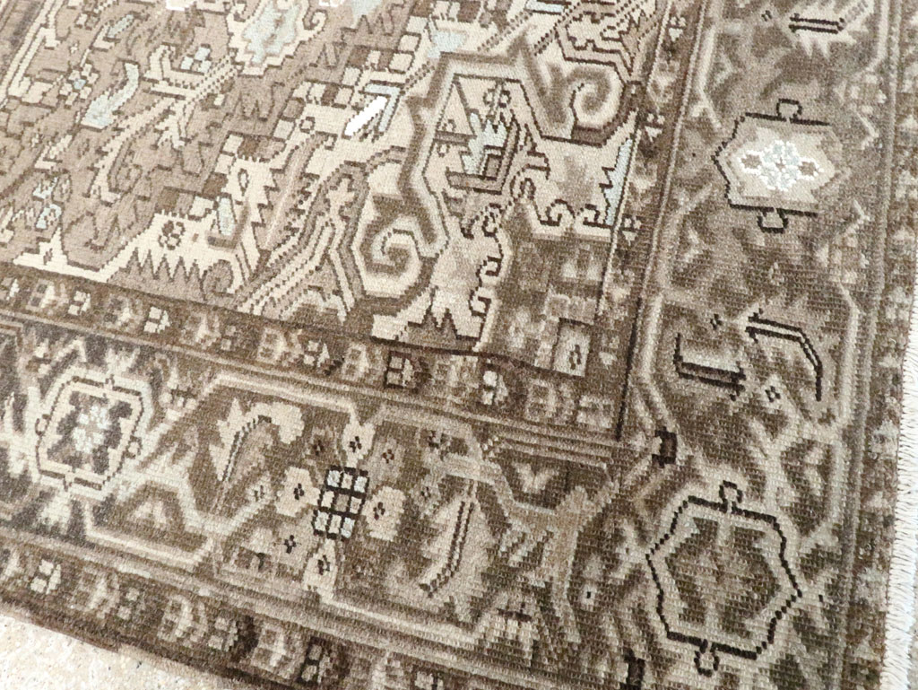 Vintage Persian Heriz Carpet, No.28750 - Gsblank