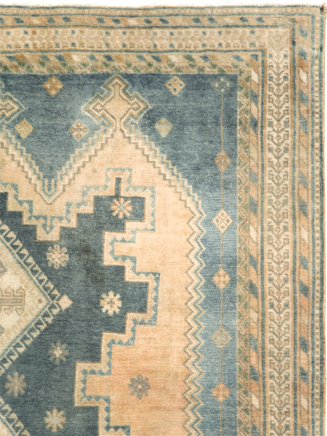 Vintage Persian Afshar Rug, No.28779 - Gsblank