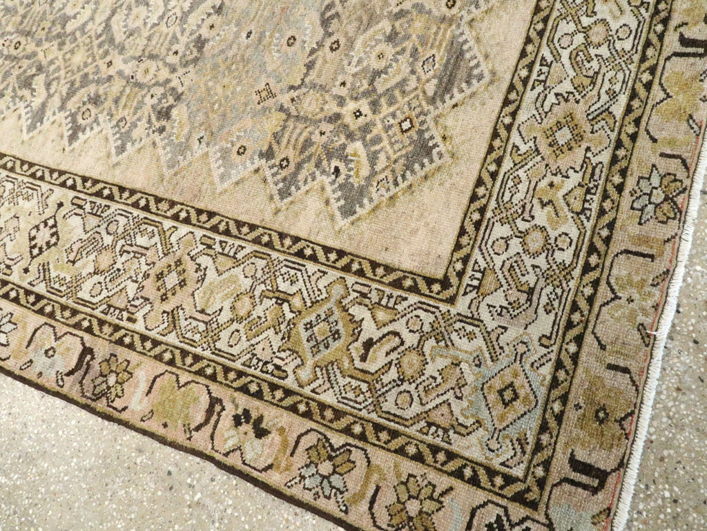 Antique Persian Malayer Gallery Carpet, No.28795 - Gsblank