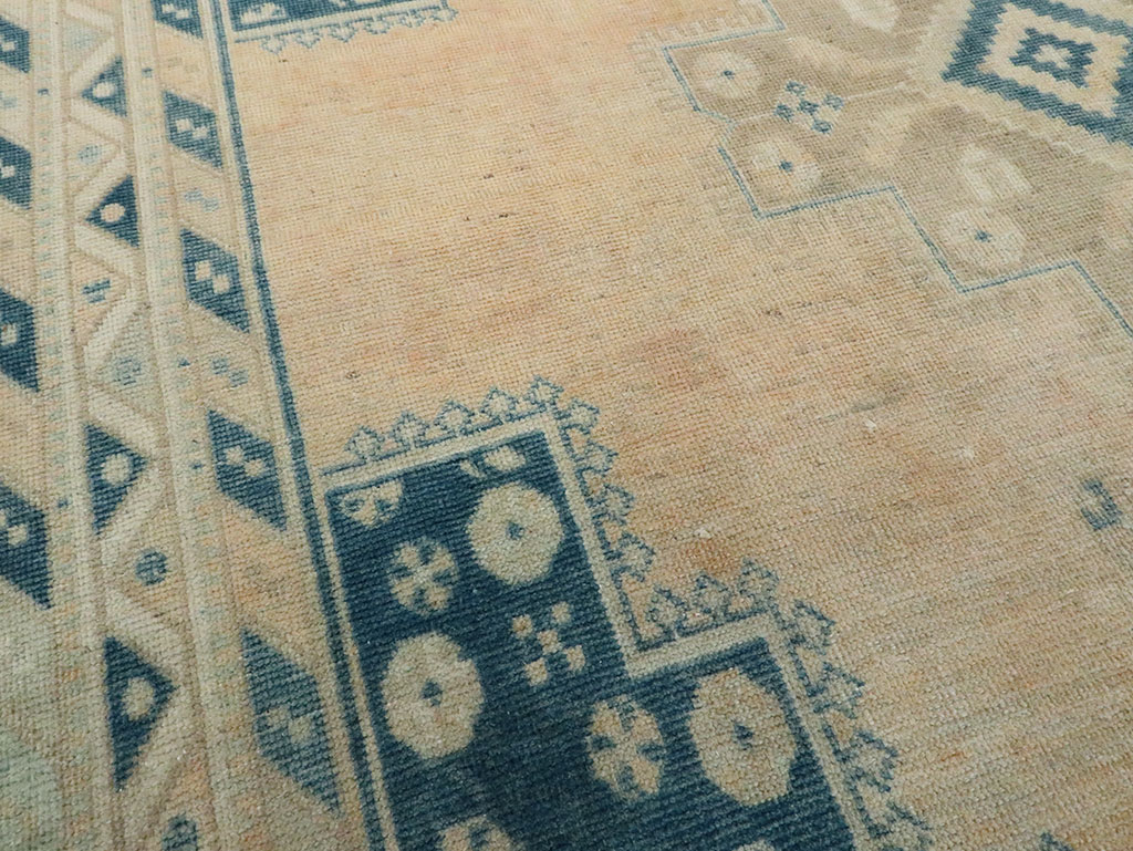 Vintage Persian Afshar Accent Rug, No.28806 - Gsblank