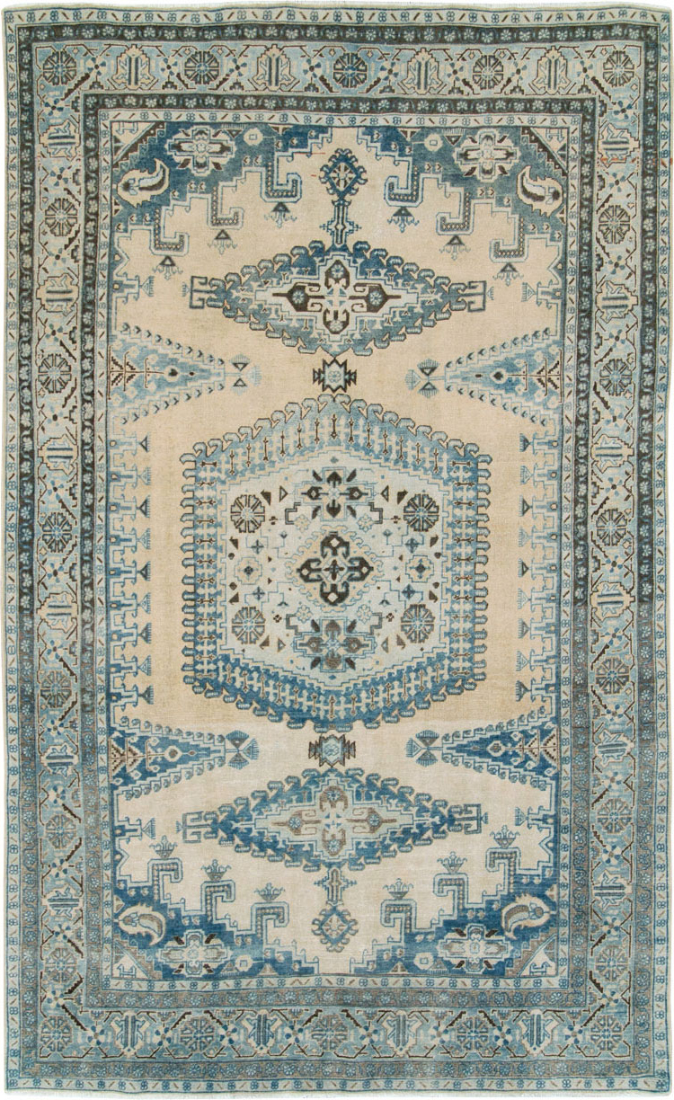 Vintage Persian Veece Accent Carpet, No.28843 - Gsblank