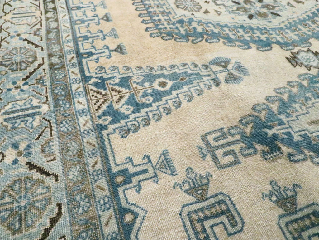 Vintage Persian Veece Accent Carpet, No.28843 - Gsblank