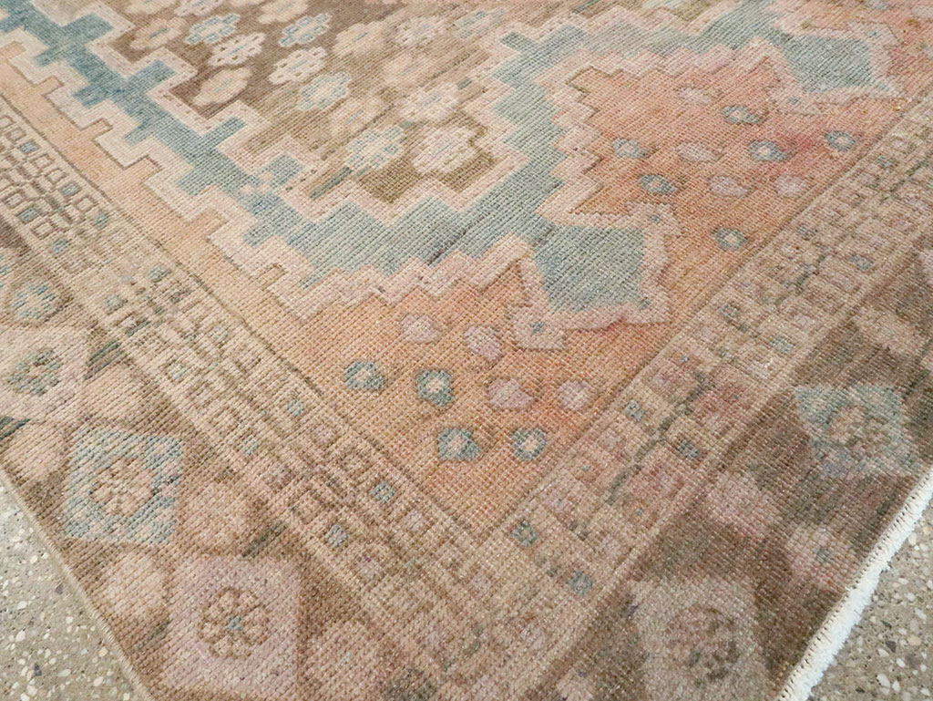 Vintage Persian Afshar Accent Rug, No.28846 - Gsblank