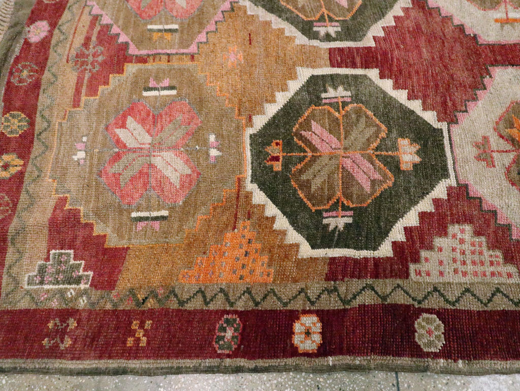Vintage Turkish Anatolian Large Gallery Carpet, No.28879 - Gsblank