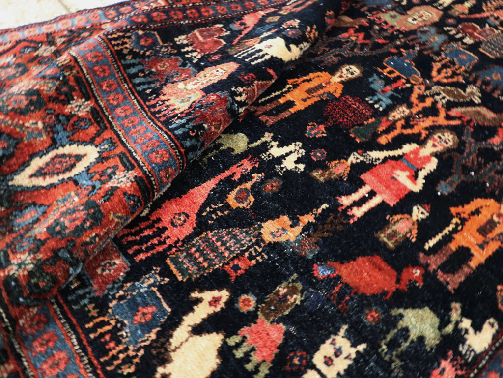 Antique Persian Senneh Malayer Pictorial Rug, No.28880 - Gsblank