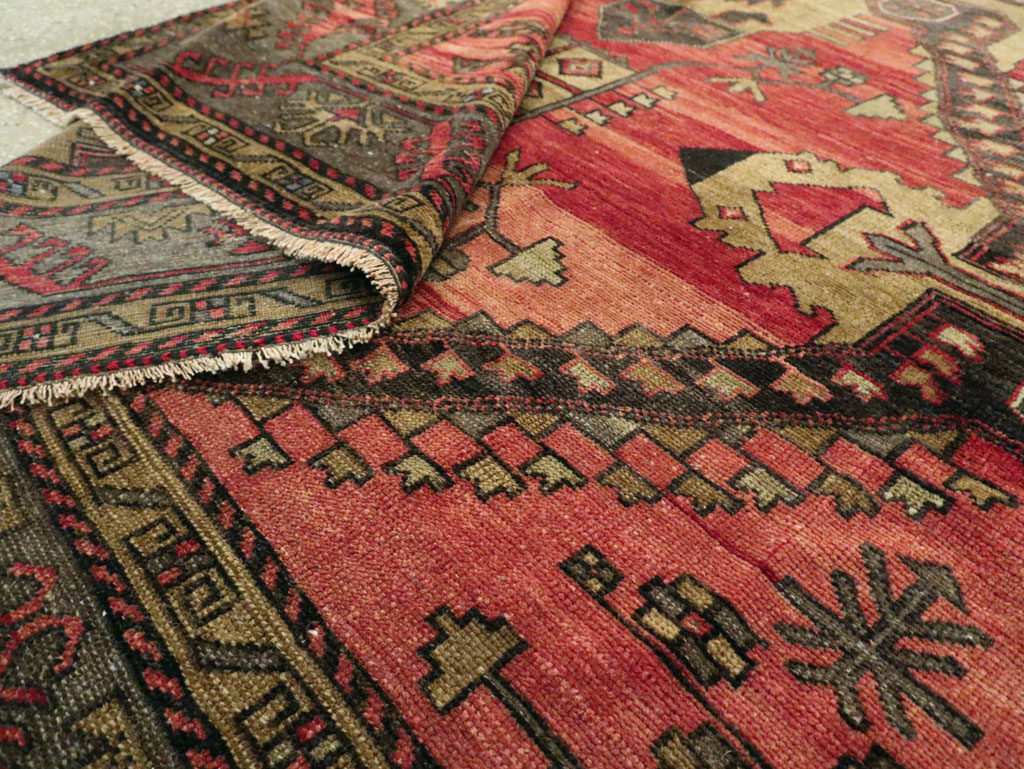 Vintage Turkish Anatolian Accent Rug, No.28886 - Gsblank