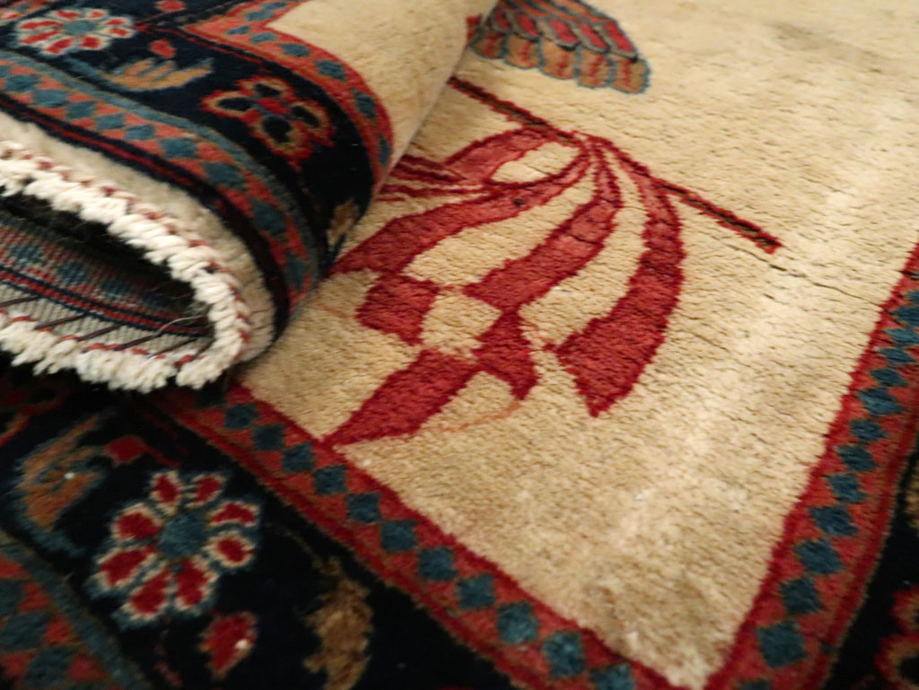 Antique Persian Kashan Flag Pictorial Rug, No.28889 - Gsblank