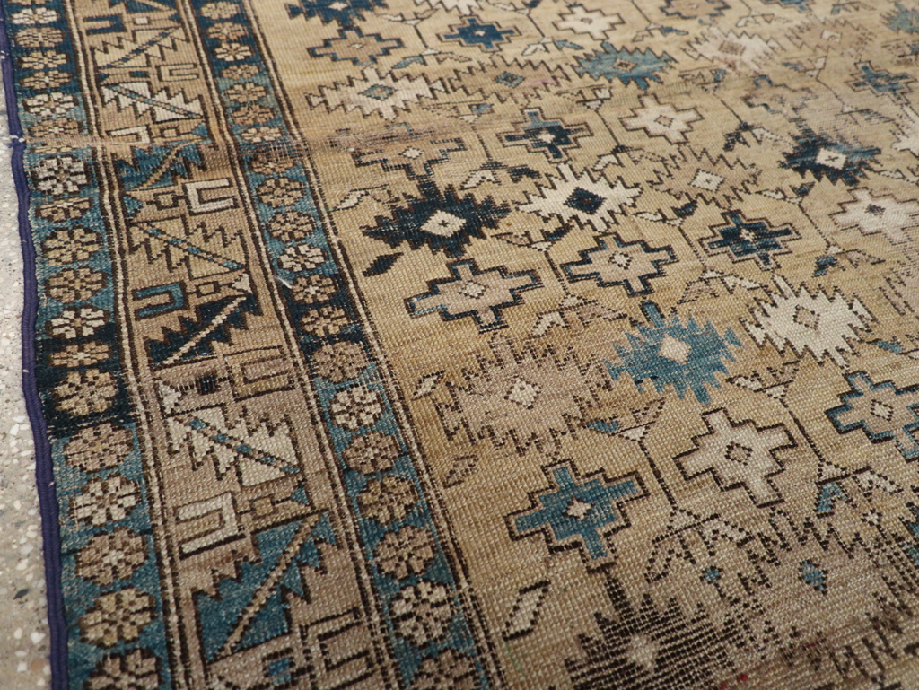 Distressed Antique Caucasian Shirvan Square Accent Rug, No.28894 - Gsblank
