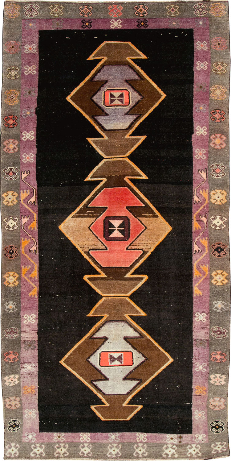 Vintage Turkish Anatolian Gallery Carpet, No.28907 - Gsblank