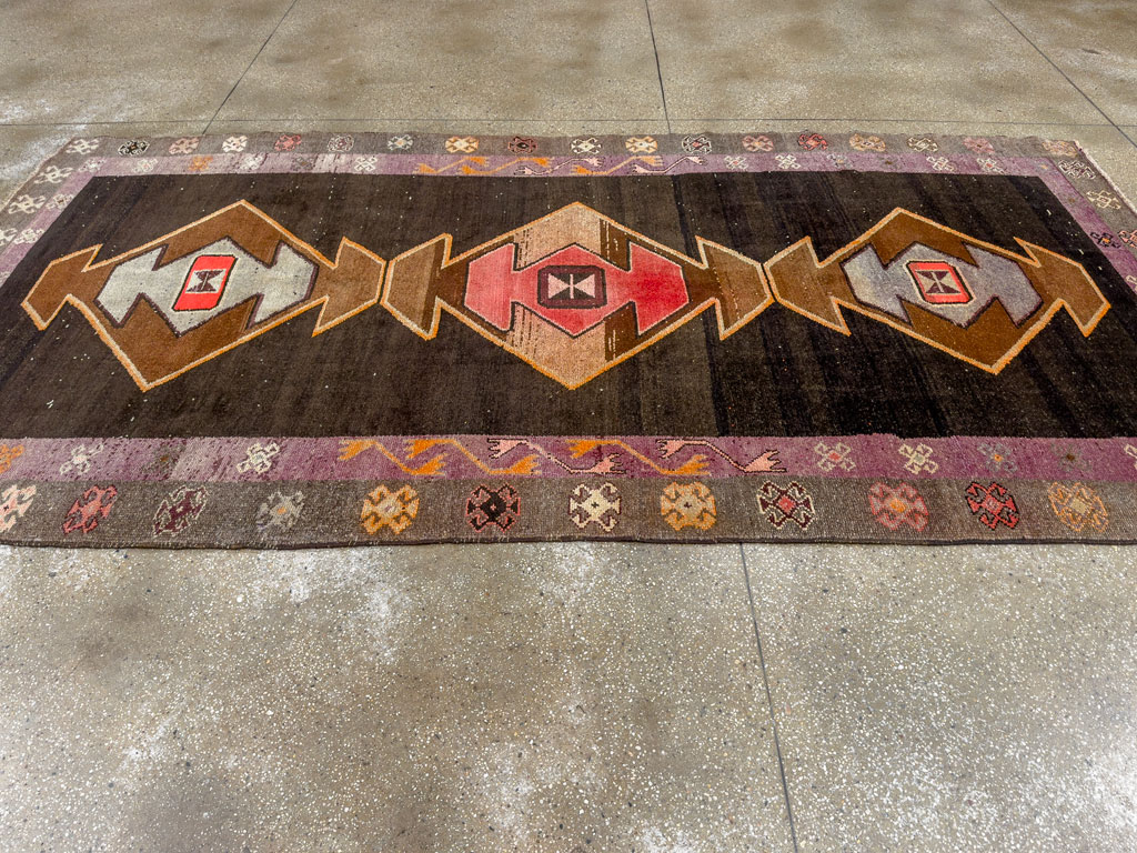 Vintage Turkish Anatolian Gallery Carpet, No.28907 - Gsblank