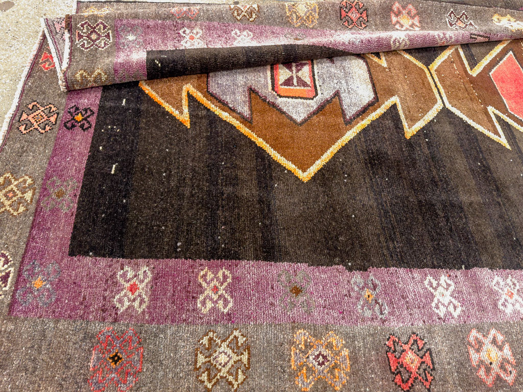 Vintage Turkish Anatolian Gallery Carpet, No.28907 - Gsblank