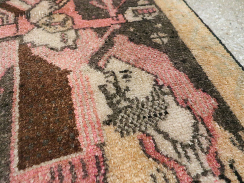 Vintage Turkish Pictorial Anatolian Throw Rug, No.28909 - Gsblank