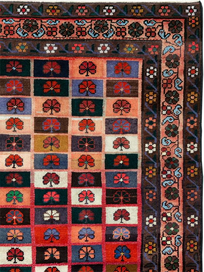 Vintage Persian Mahal Rug, No.28913 - Gsblank