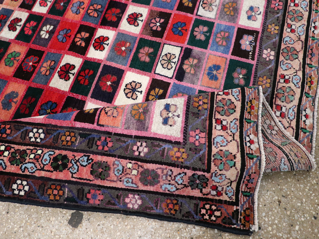 Vintage Persian Mahal Rug, No.28913 - Gsblank