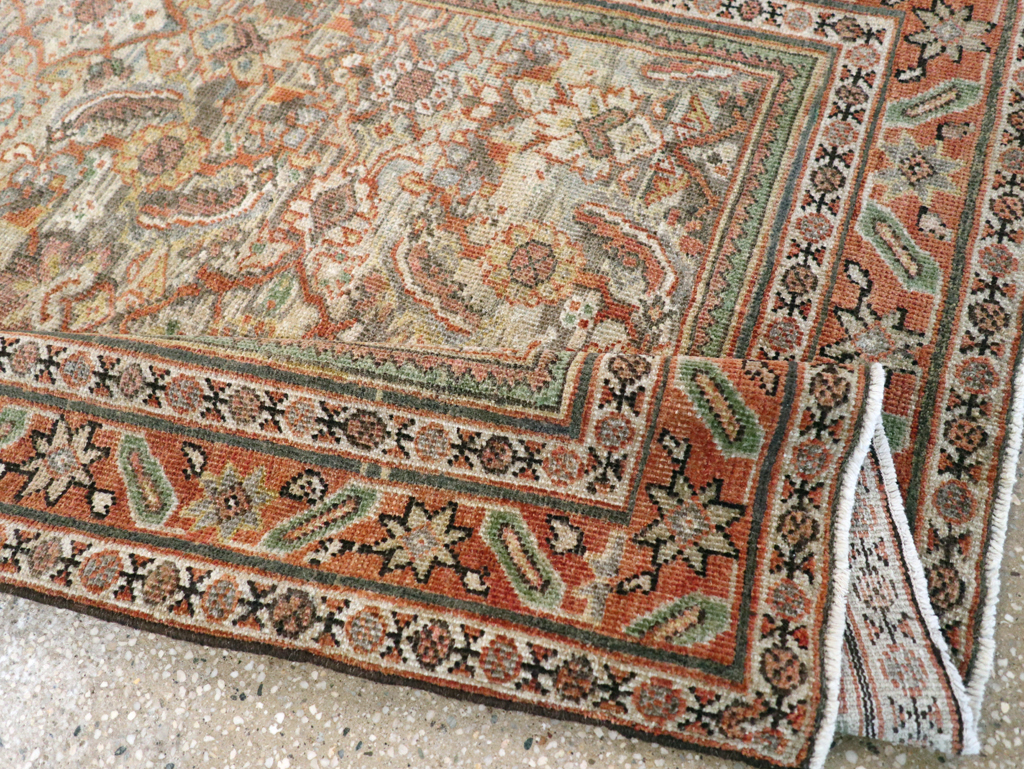 Antique Persian Mahal Gallery Rug, No.28931 - Gsblank