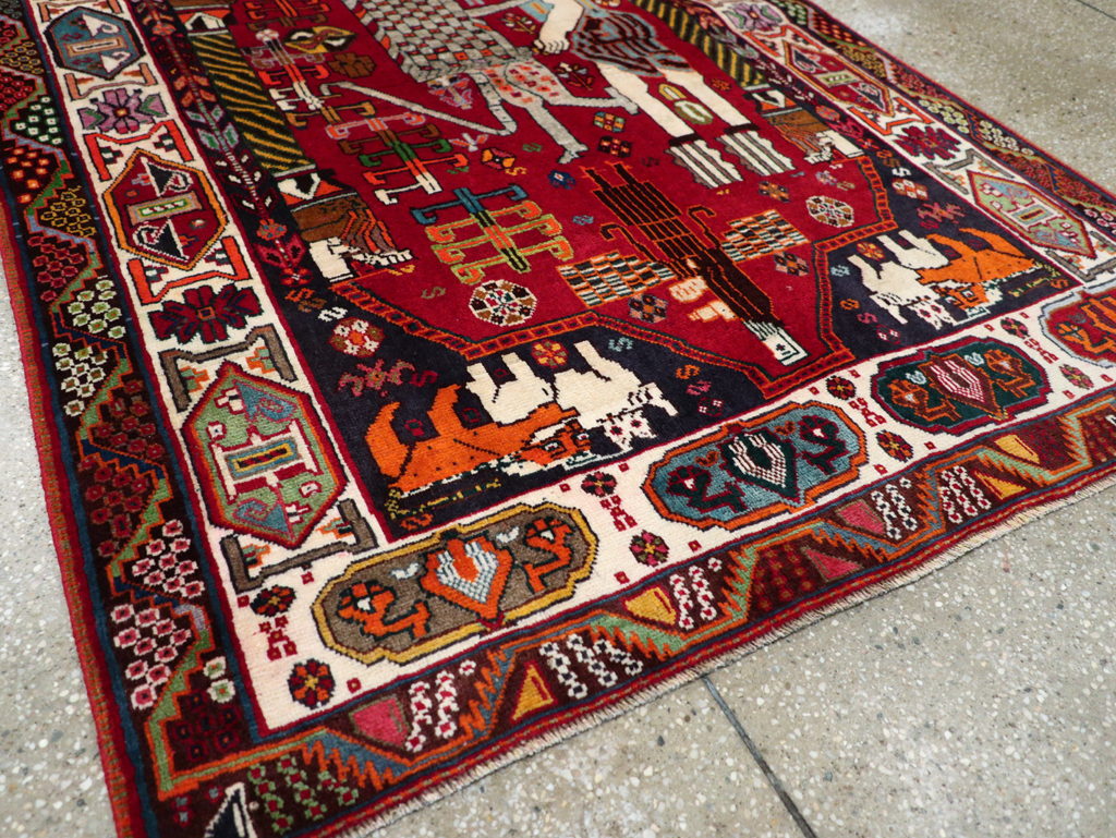Vintage Persian Shiraz Pictorial Rug, No.28932 - Gsblank