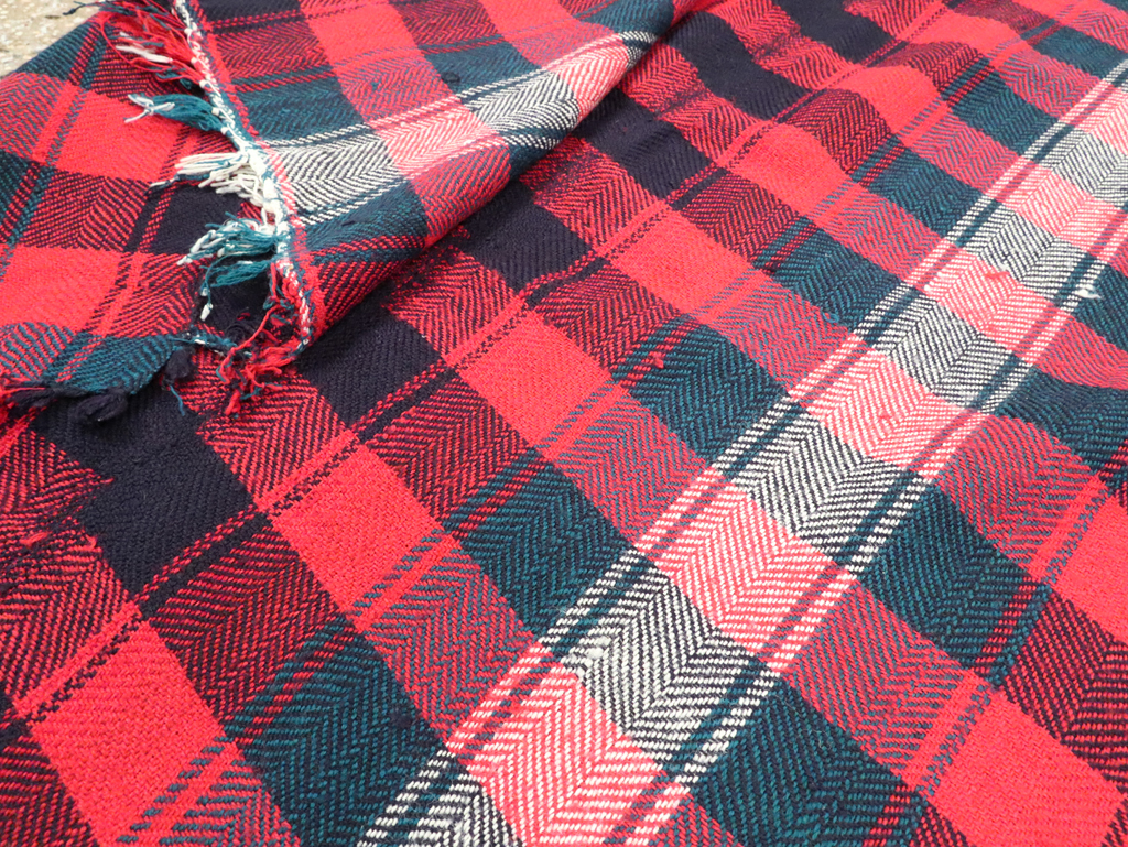 Vintage Persian Square Textile, No.28944 - Gsblank