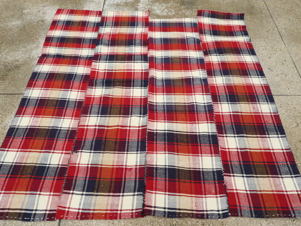 Vintage Persian Square Textile, No.28951 - Gsblank