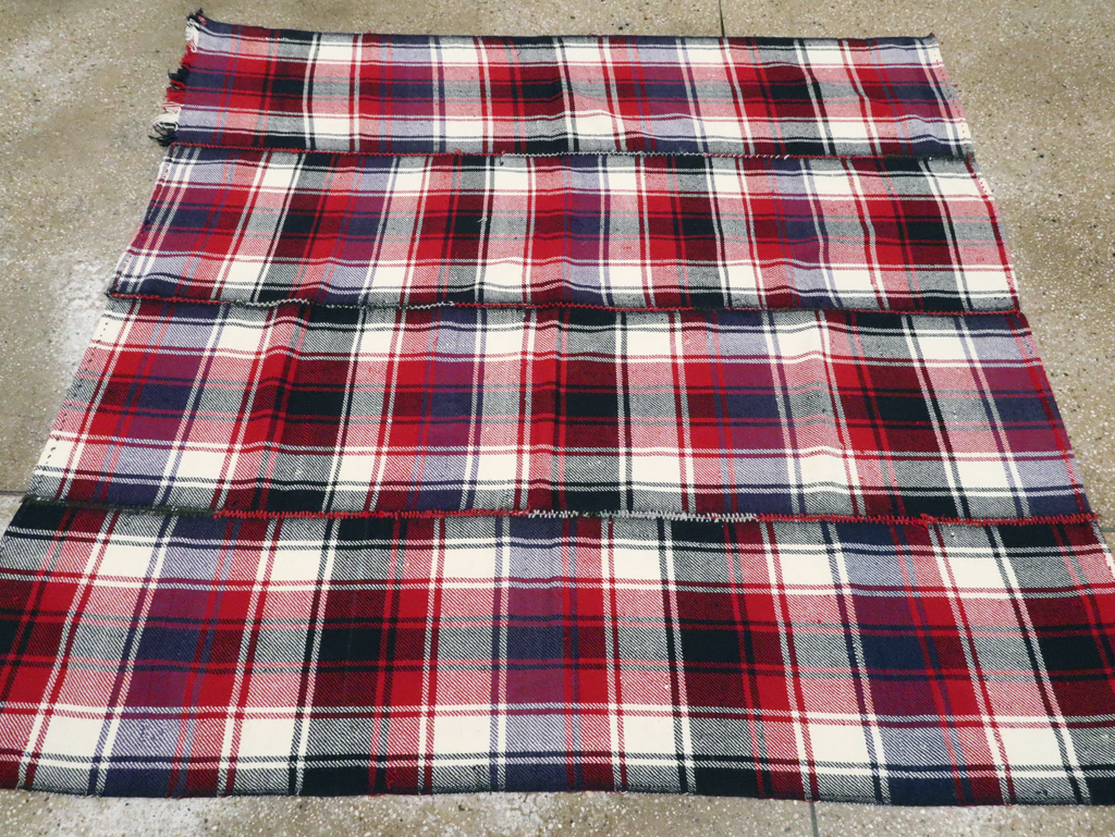 Vintage Persian Square Textile, No.28953 - Gsblank