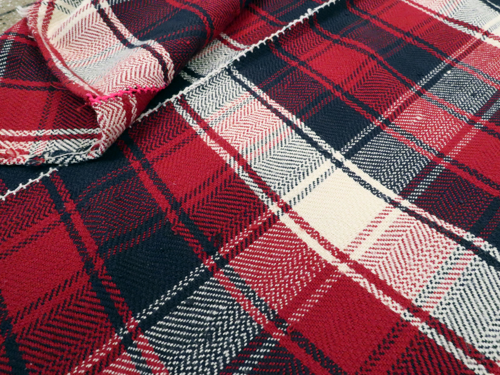 Vintage Persian Square Textile, No.28959 - Gsblank