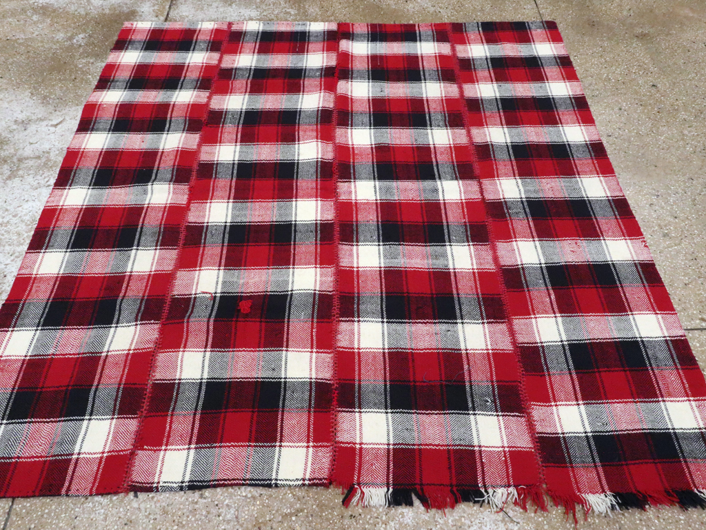 Vintage Persian Square Textile, No.28968 - Gsblank