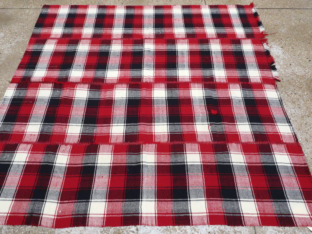 Vintage Persian Square Textile, No.28968 - Gsblank