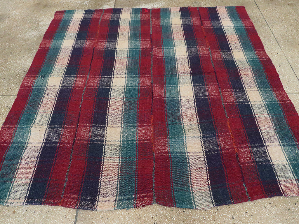 Vintage Persian Square Textile, No.28969 - Gsblank