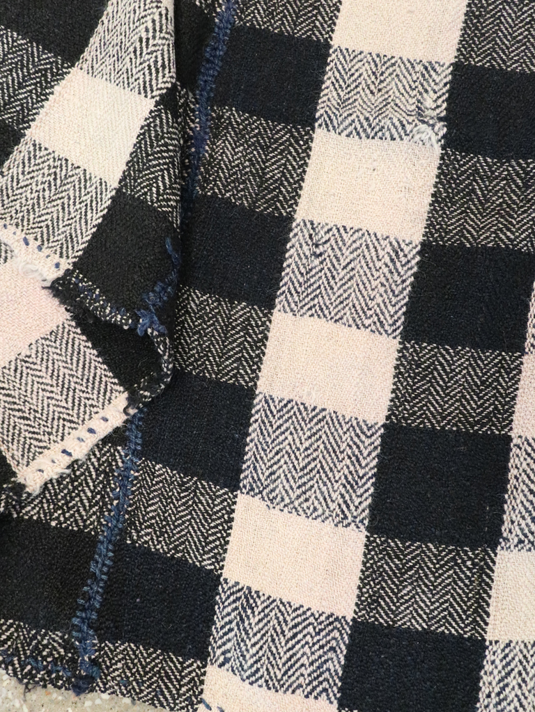 Vintage Persian Textile, No.28971 - Gsblank