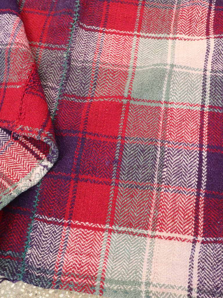 Vintage Persian Textile, No.28975 - Gsblank