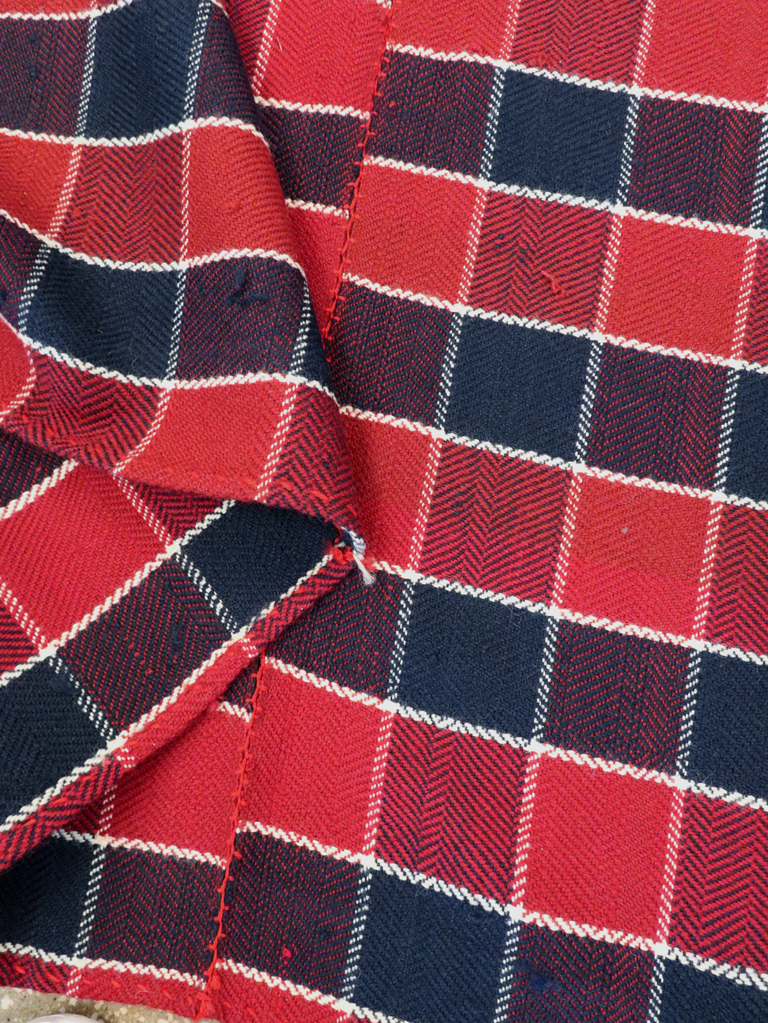 Vintage Persian Square Textile, No.28978 - Gsblank