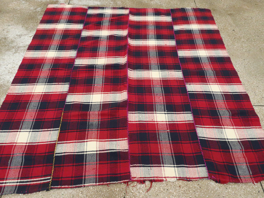 Vintage Persian Square Textile, No.28982 - Gsblank