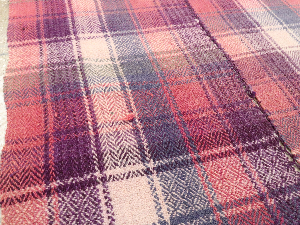 Vintage Persian Square Textile, No.28983 - Gsblank