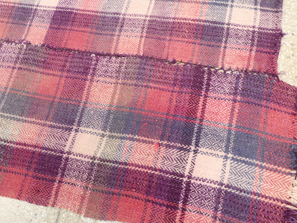 Vintage Persian Square Textile, No.28983 - Gsblank